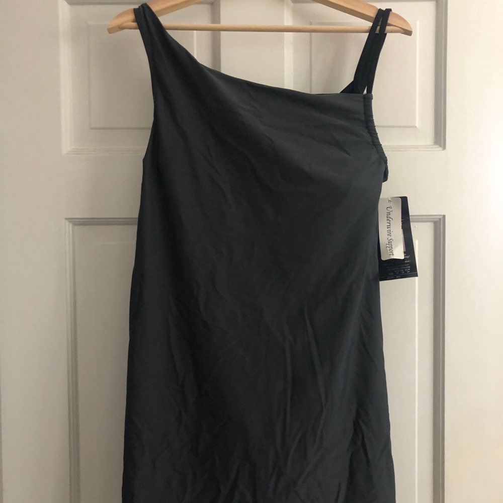 NWT swim dress with underwire